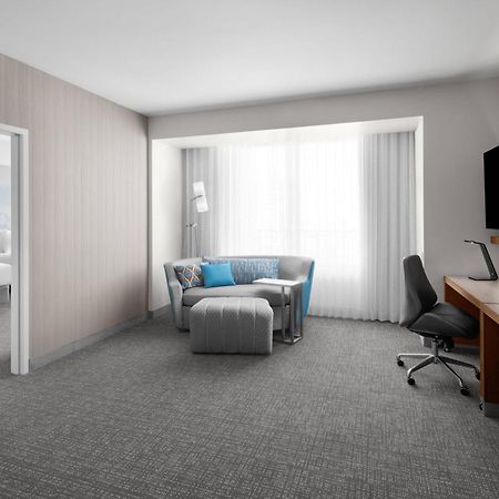 Courtyard By Marriott Clearwater Beach Exterior photo